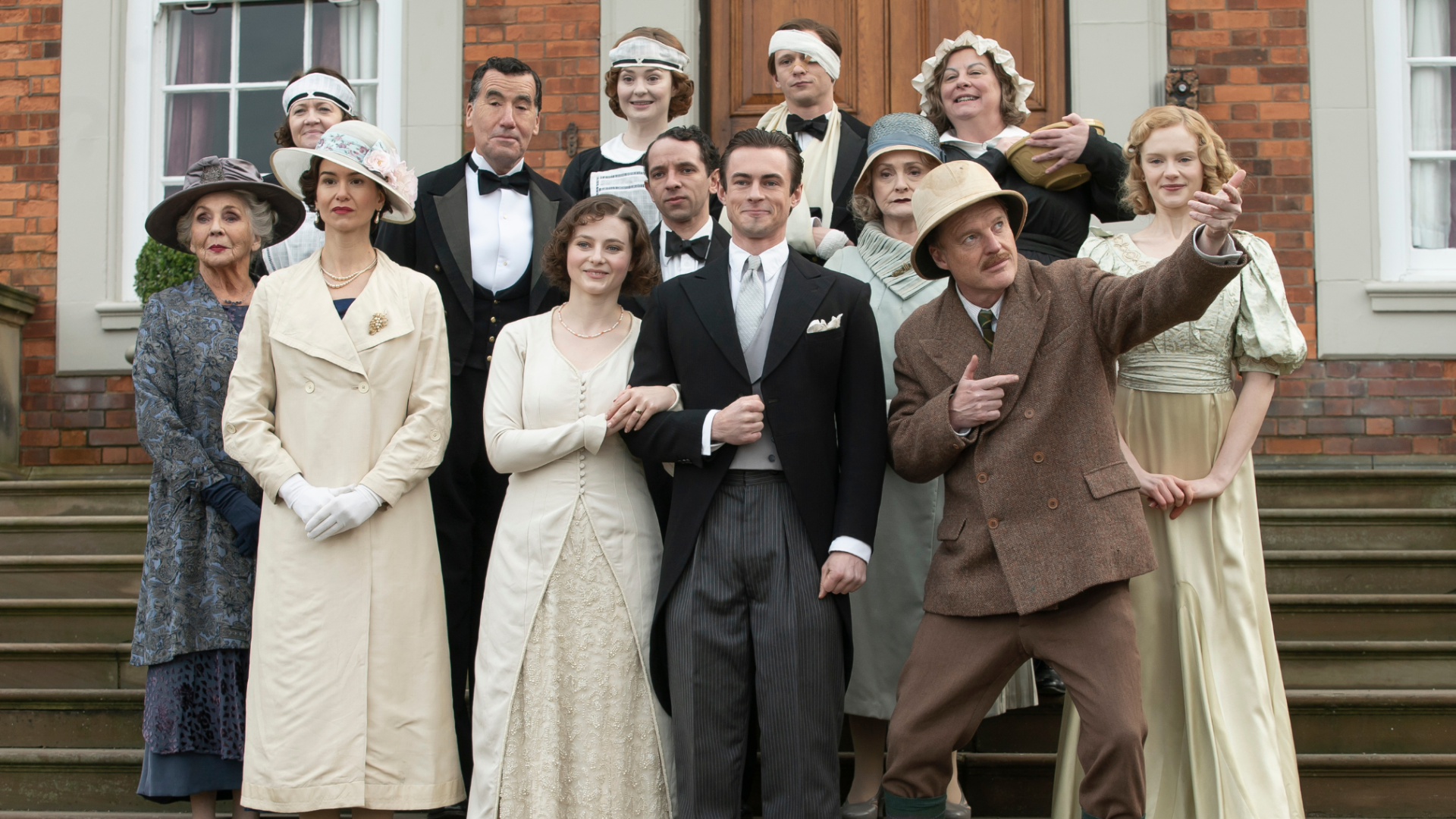 Cine Header Background