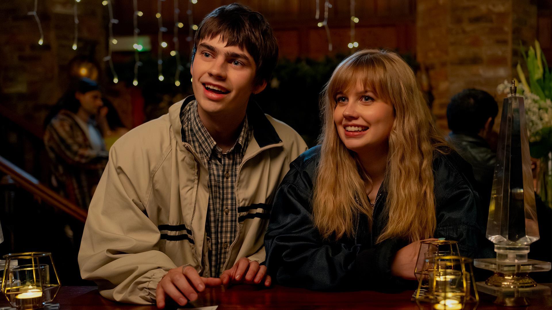 Cine Header Background